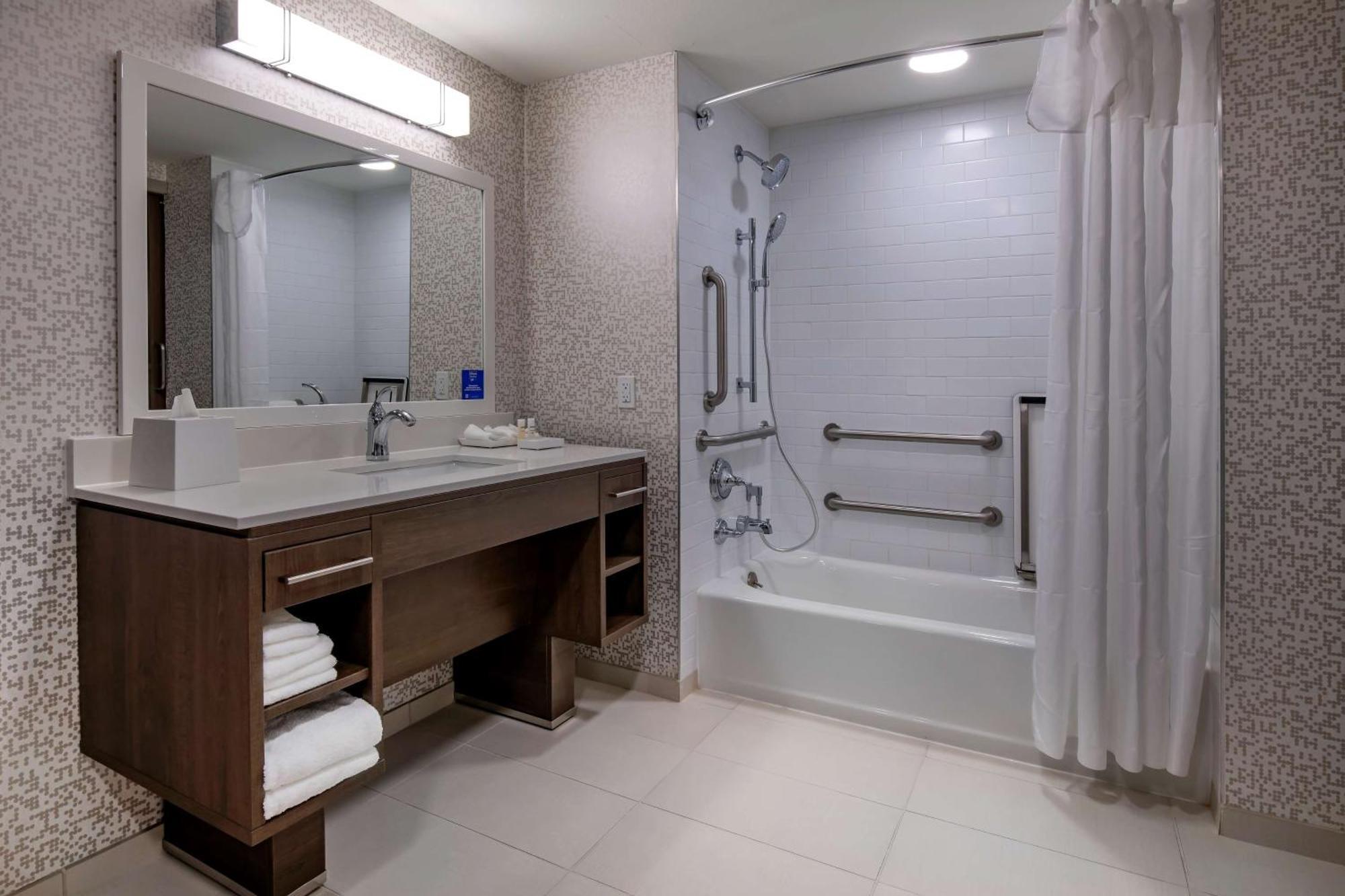 Home2 Suites By Hilton Wayne, Nj Εξωτερικό φωτογραφία