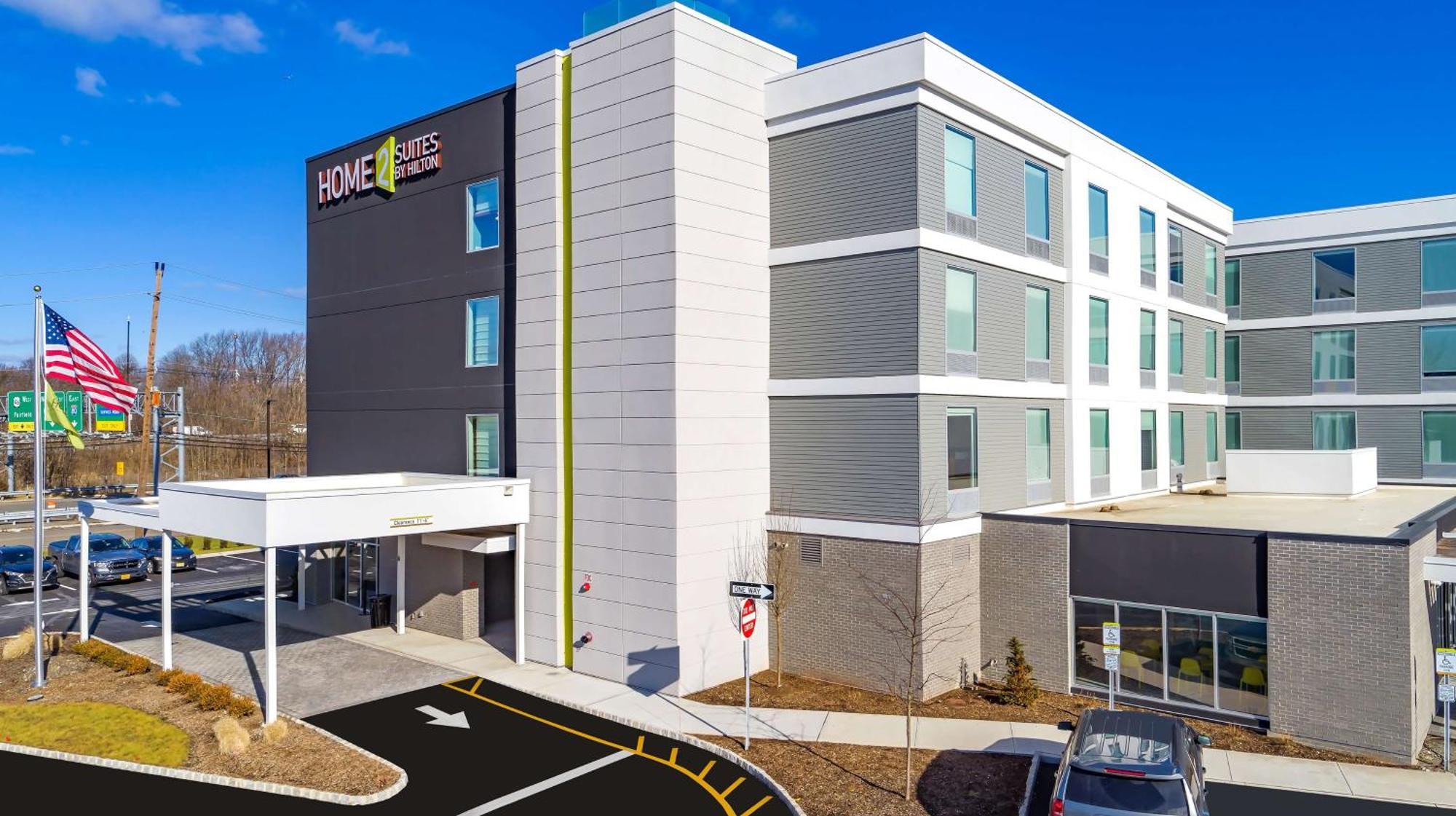 Home2 Suites By Hilton Wayne, Nj Εξωτερικό φωτογραφία